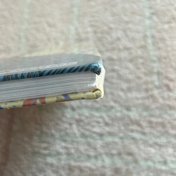 NWT William Morris Story Book Comic Book Coffee Table Decor Book Housewarming - Picture 8 of 12